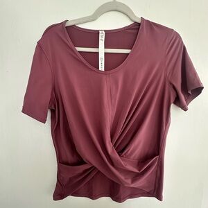 Lululemon cropped athletic shirt